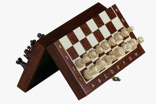 Jeu d'échecs pour 3 Personnes - Échiquier en Bois 40 x 35 cm - Fait Main - Ensemble échiquier - Pliable - Jeu de société Jeu d'échecs pour 3 Personnes - Échiquier en Bois 40 x 35 cm - Fait Main - Ensemble échiquier - Pliable - Jeu de société