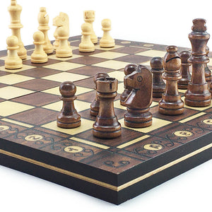 jeux d'échecs en bois de voyage magnétique avec pièces d'échecs en bois staunton et échiquier en bois naturel