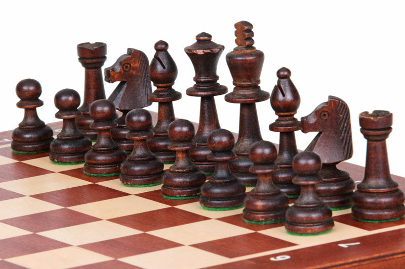 pièces de jeu d'échecs en bois et échiquier en bois staunton 4 de couleur marron