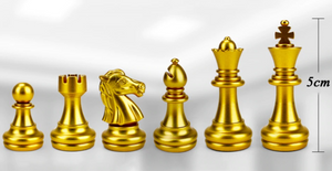 Ensemble Jeu d'échecs médiéval avec échiquier de haute qualité (32 pièces d'échecs) en or et argent magnétique, ensembles de figurines jeu d'échec , echec , echec et mat , jeux d'échec , jeu d'echec , jeu d'echec en ligne , échec , ensemble d'échec , table de jeu d'échec , jeu de société , jeu d'echec en bois , echiquier , échiquier , en bois précieux , bois laqué , métal & bois