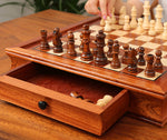 Charger l&#39;image dans la galerie, jeu d&#39;échecs échiquier en bois magnétique avec tiroir de rangement pièces d&#39;échecs en bois
